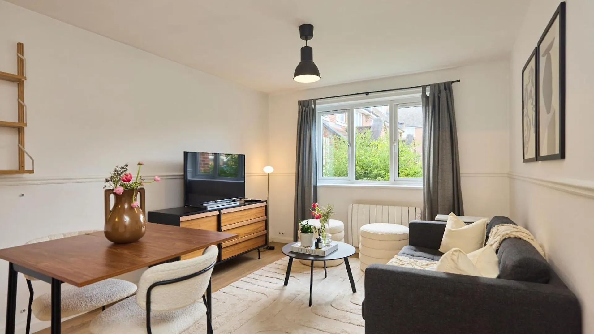 The Hackney Place - Spacious 1Bdr Flat London
