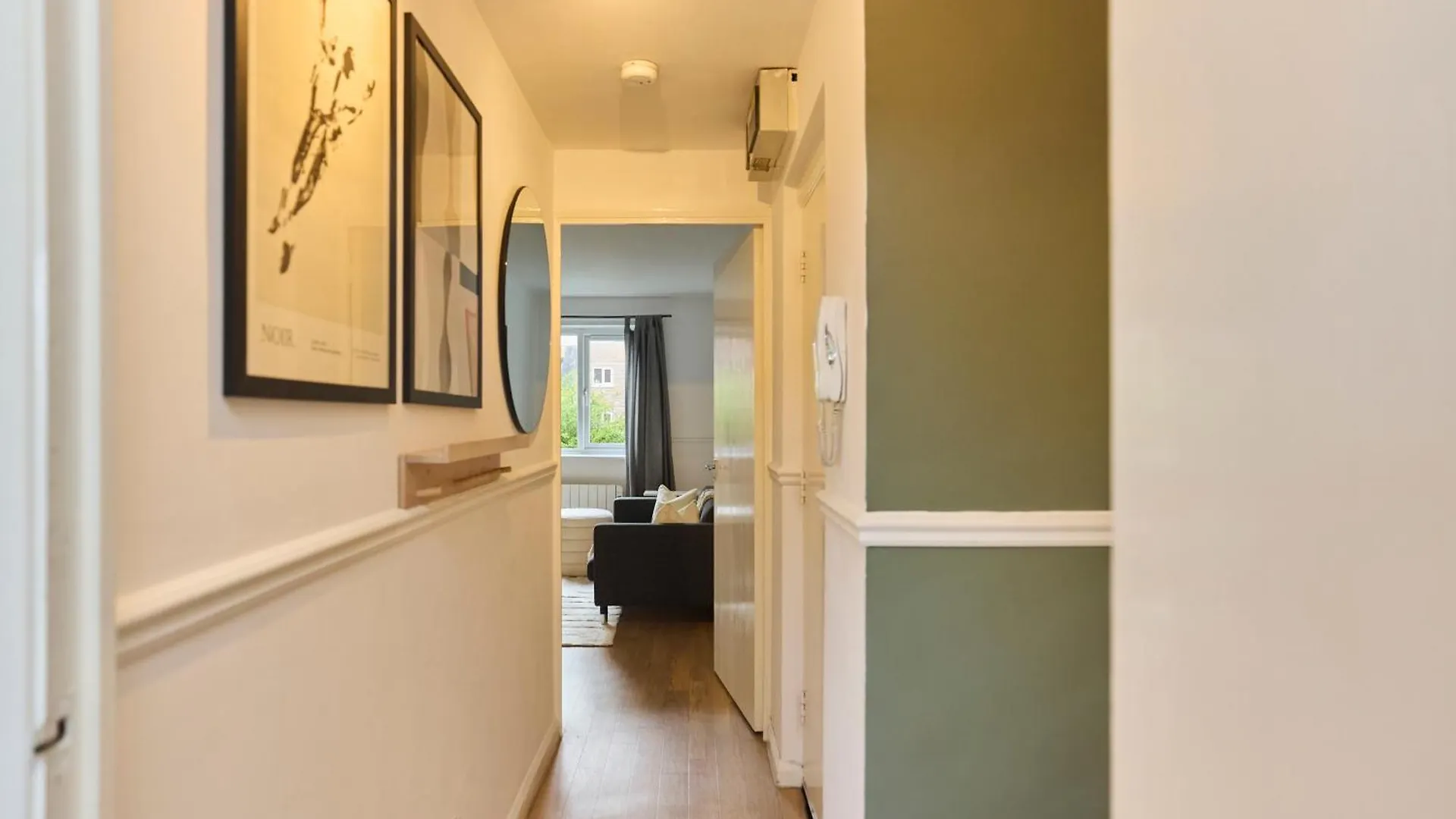 The Hackney Place - Spacious 1Bdr Flat London